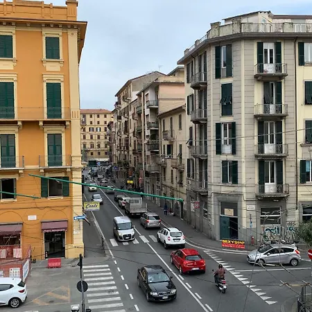 Le Di Teo 2* La Spezia