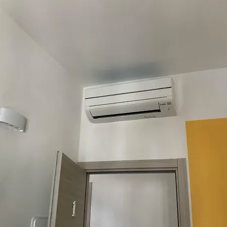 Le Di Teo Pensión 4*