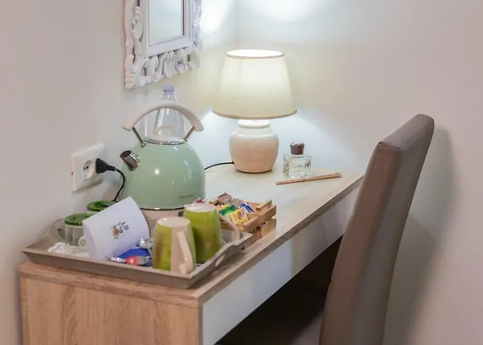 Le Di Teo Гостьовий будинок Ла-Спеція